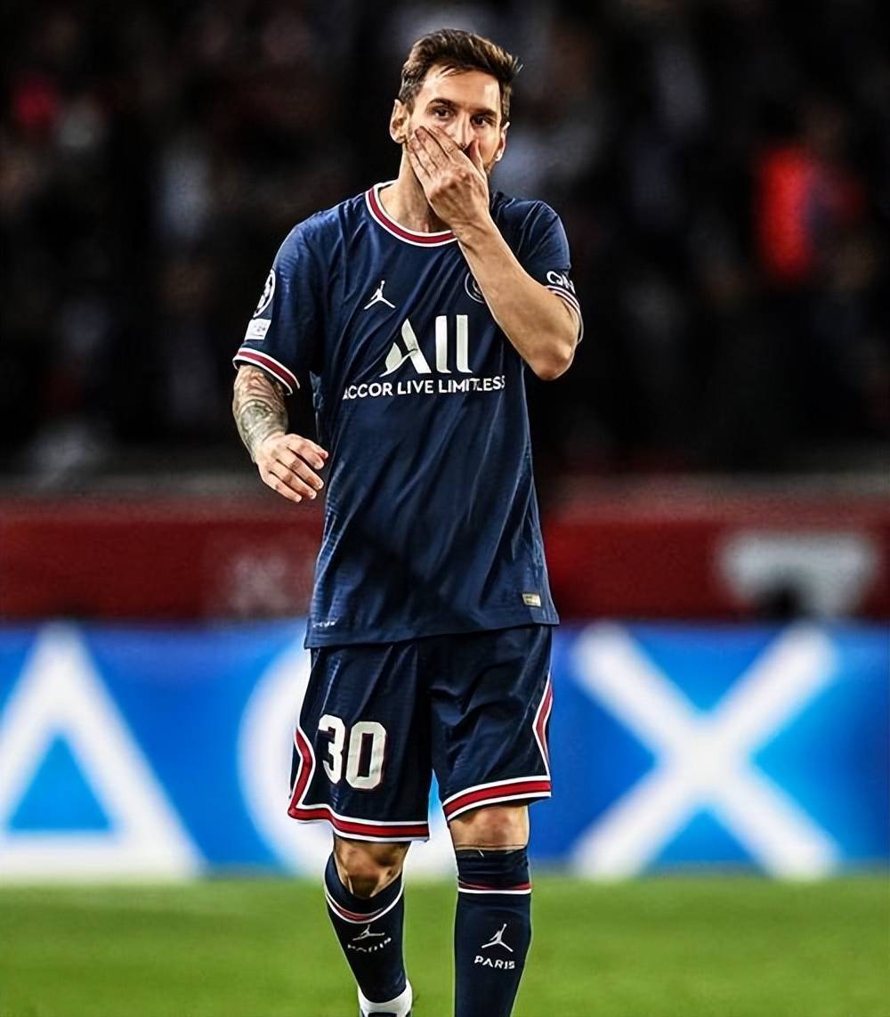 尤文力克巴黎圣日耳曼，梅西补时绝平意甲